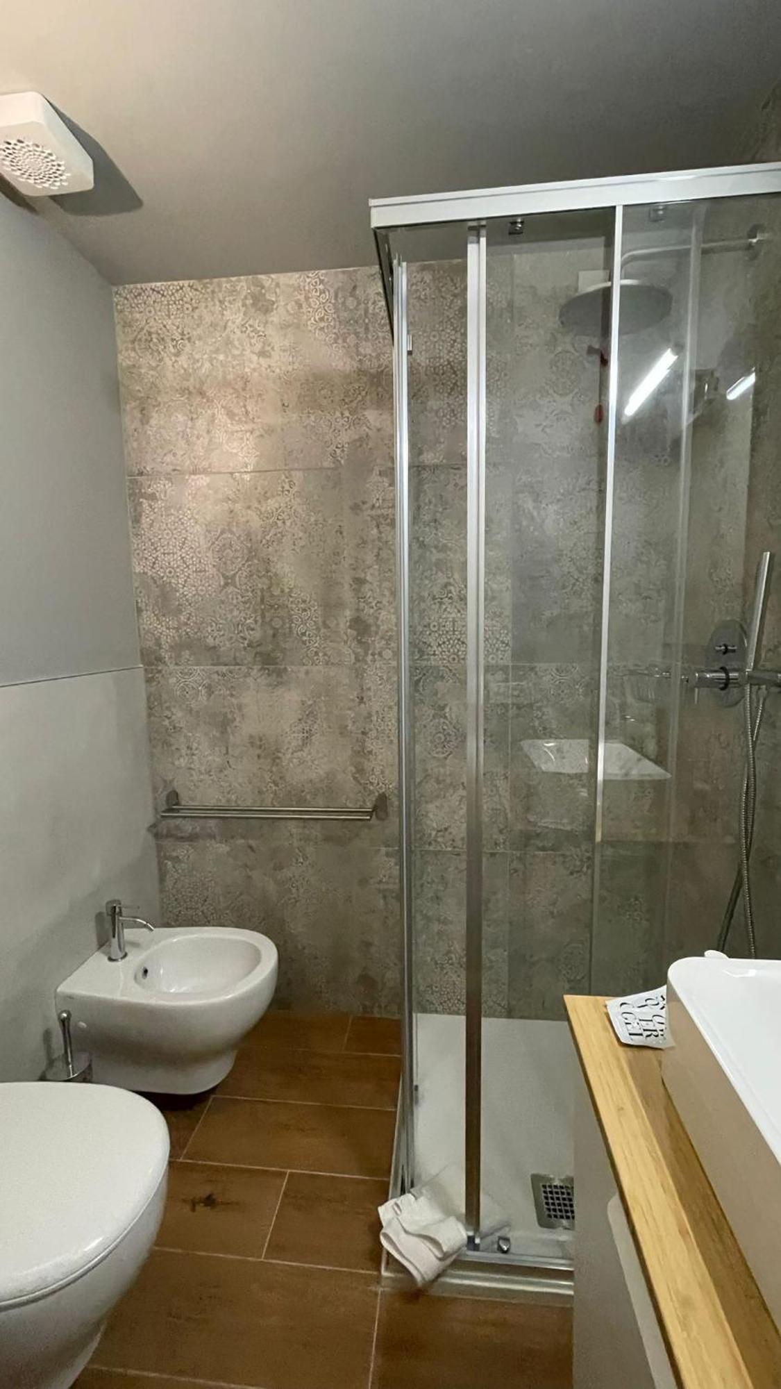 Wish Rooms Charme&Relax Bergamo Luaran gambar